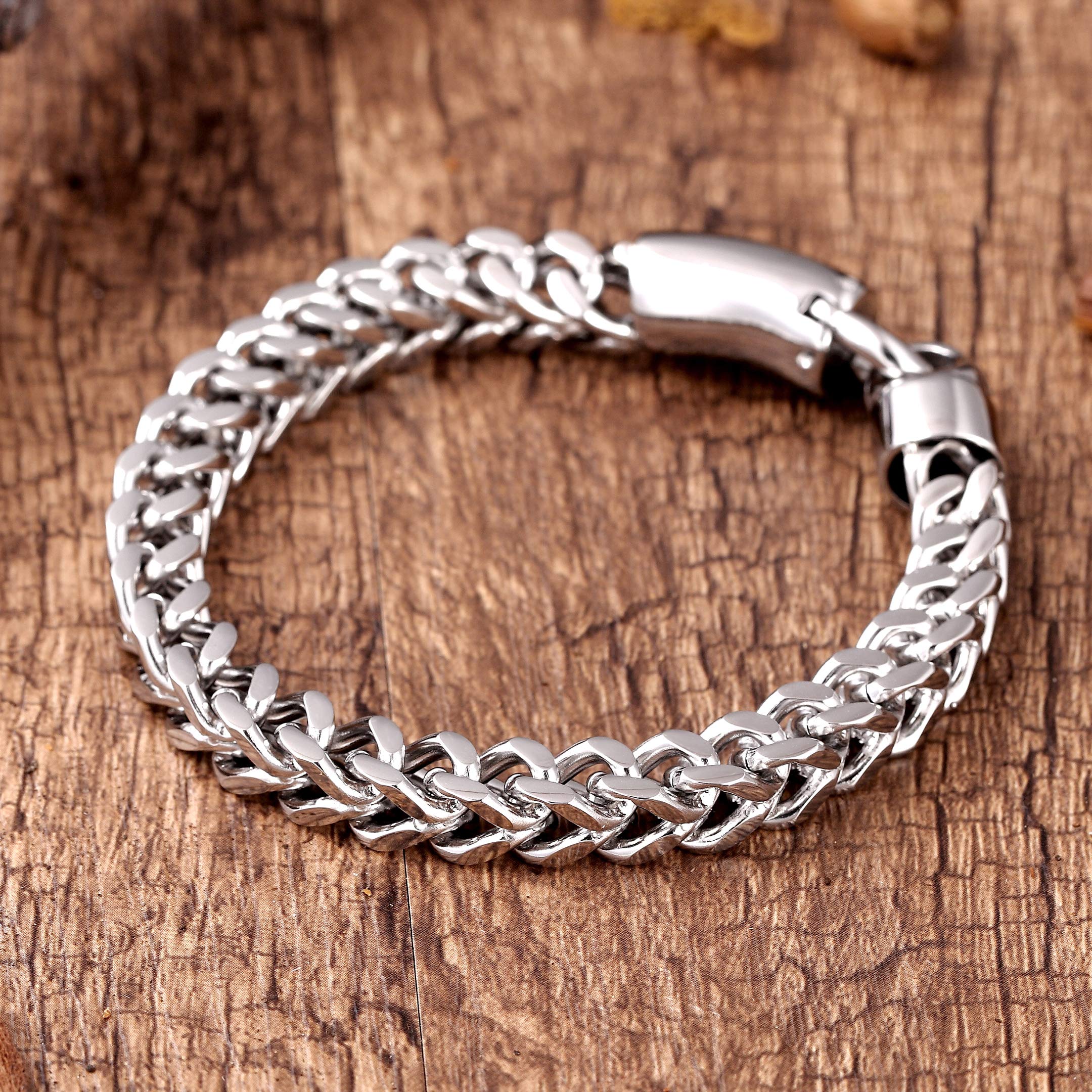 Dapper Men’s Bracelet – Foxtail Chain Design in a Polished Silver Finish – Rust & Discoloration Resistant Stainless Steel – Jewelry Gift or Accessory for Men