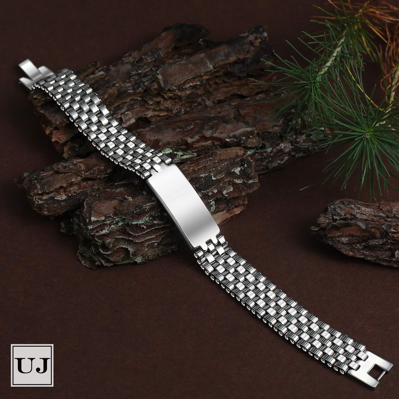 Urban Jewelry Men’s Stainless Steel Bracelet – Interlocking Steel Panel Design in a Polished Silver Finish (8.3 inch)